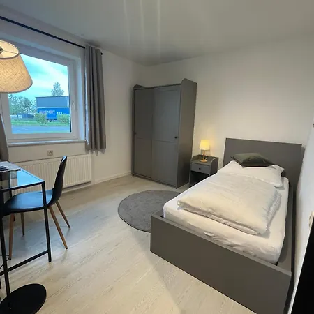 Truckcenter An Der A24 Motell Fehrbellin