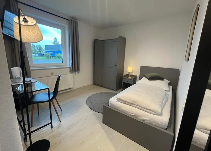 Truckcenter An Der A24 Motell Fehrbellin